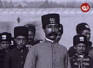عکس| سفر زمان؛ دستۀ موزیک نظامی در میدان مشق تهران؛ 130 سال قبل
