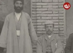 عکس| سفر زمان؛ عکس یادگاری «اروپایی‌های نشسته و ایرانی‌های ایستاده» در دوران قاجار