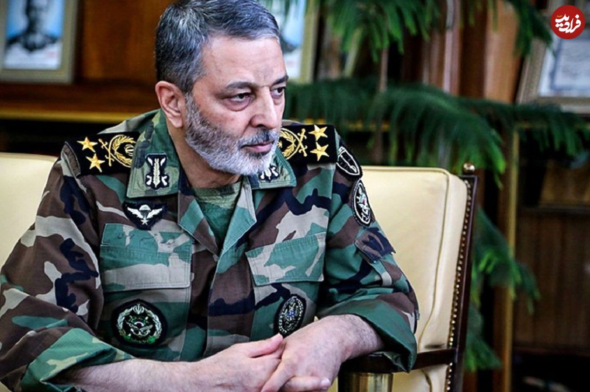 عکس؛ سفر در زمان؛ دیدار «سرلشکر موسوی با سرلشکر باقری»؛ سال 1399