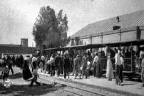 سفر به تهران قدیم| عکس‌های دیدنی از ماشین دودی شاه عبدالعظیم که برای همیشه تعطیل شد!