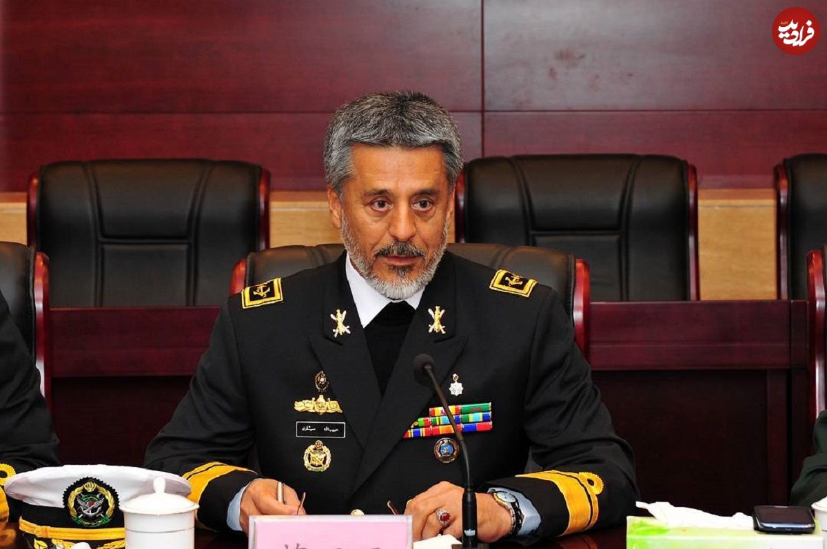 عکس؛ سفر در زمان؛ «دریادار سیاری» با لباس تکاوری در منجیل؛ سال 1368