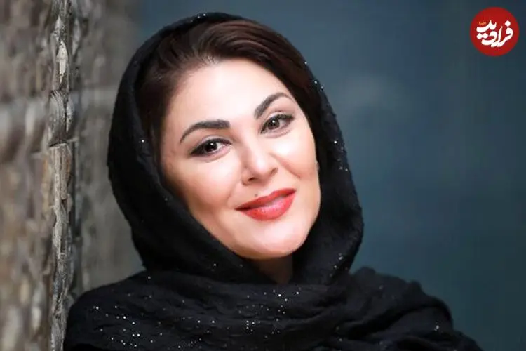 لاله اسکندری: ایران من تو بمان