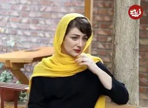 عکس| سفر زمان؛ تیپ خاص «ویدا جوان» در پشت صحنه یک تئاتر؛ سال 99