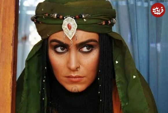عکس؛ سفر به تاریخ؛ «جاریه، خواهر مختار» در کنار «مصعب بن زبیر» در یک مراسم؛ سال 1390
