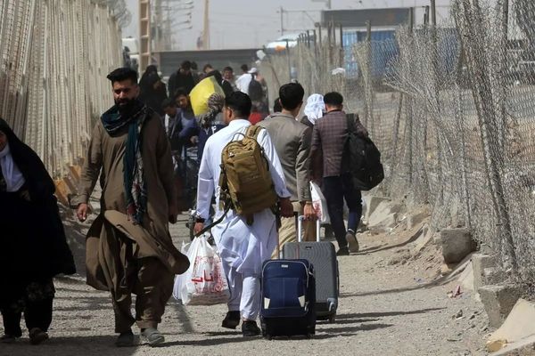 آمار اتباع غیرمجاز خارج شده از ایران اعلام شد