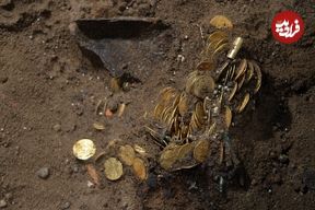 گنج 400 سالۀ سکّه‌های طلا از زیر «محراب کلیسا» بیرون آمد