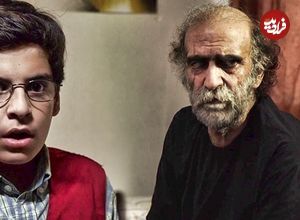 عکس؛ سفر به تاریخ؛ «صورت زخمی» (سریال بچه‌مهندس) در جوانی در پشت‌صحنه یک تئاتر
