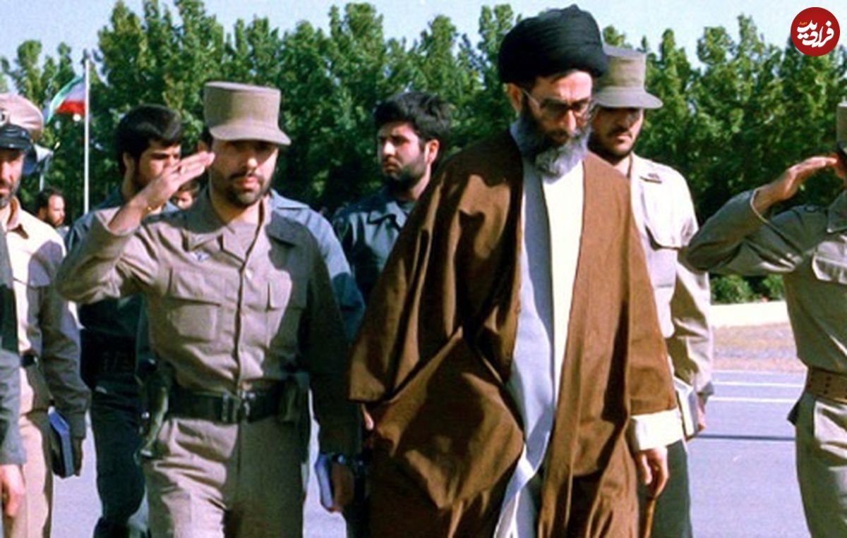 عکس؛ سفر به تاریخ؛ «شهید صیاد شیرازی» در کنار «رهبر انقلاب» در دیدار با «حافظ اسد»؛ سال 1363