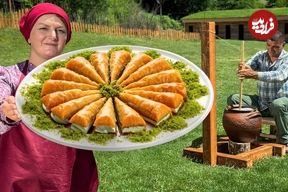 ببینید؛ غذای روستایی در آذربایجان؛ پخت باقلوای سنتی با مغز پسته در طبیعت