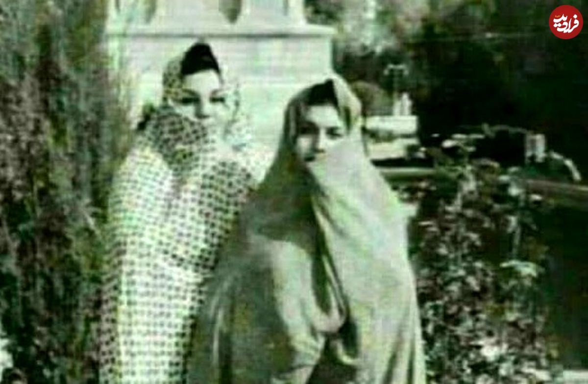 عکس؛ سفر به تاریخ؛ عکس کمتر دیده‌شده از «پدر و مادر هایده و مهستی» در یک مهمانی