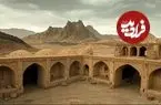 عکس| سفر در زمان؛ کاروان حمل بار چاروادار در کاروانسرایی در دوره قاجار