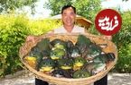 ببینید؛ غذای روستایی در چین؛ پخت غذا با قورباغه گاوی و فلفل در روستا
