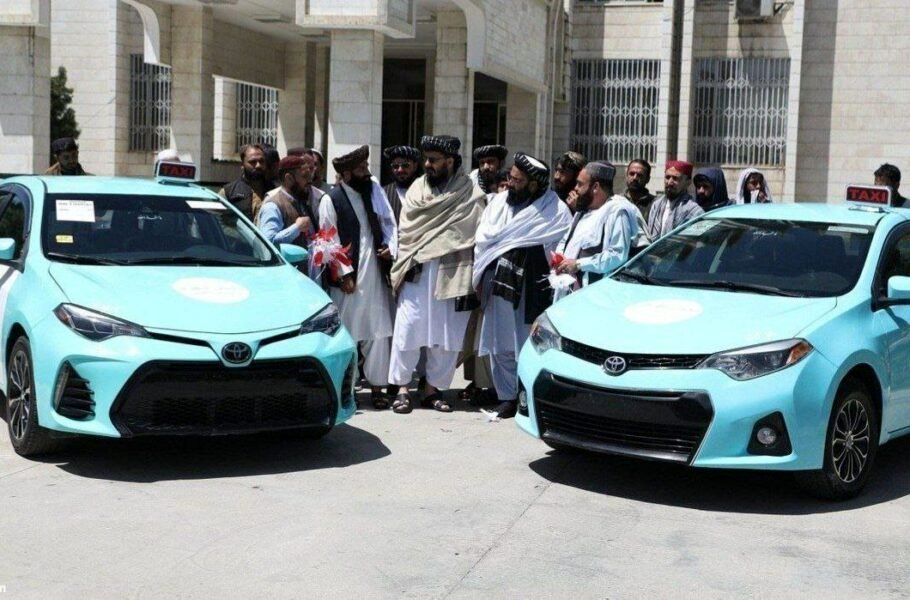 (عکس) تویوتا کرولا ؛ تاکسی جدید طالبان!
