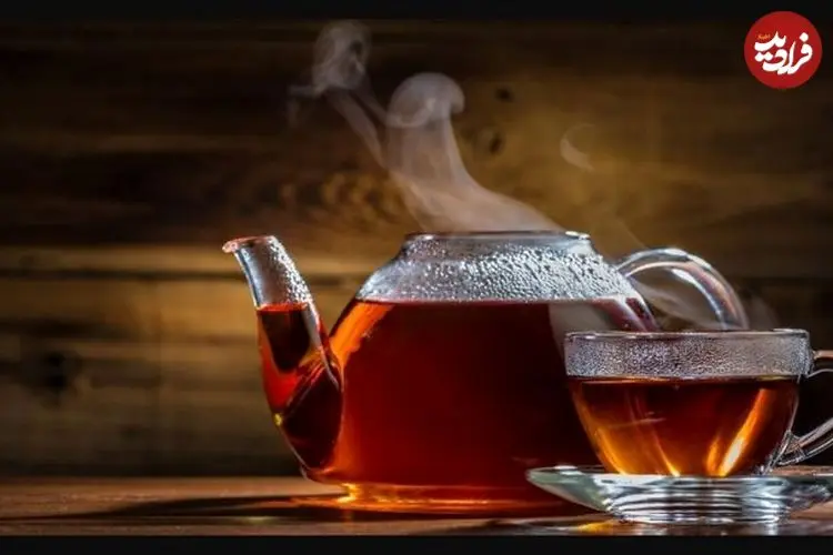 آیا نوشیدن چای داغ در هوای گرم واقعاً بدن را خنک می‌کند؟