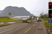 عکس| سقوط یک جت شخصی در آمریکا 