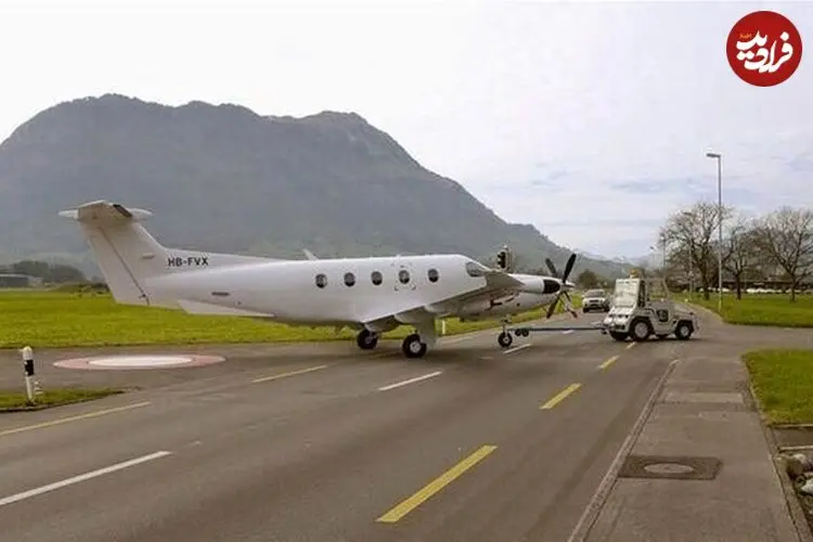 عکس| سقوط یک جت شخصی در آمریکا 