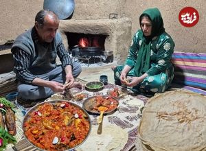 ببینید؛ غذای روستایی در ایران؛ پخت خوراک گوجه و بادمجان و نان تازه