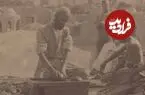 عکس| سفر زمان؛ کارگران اصفهانی در حال تهیه «تریاک» روی پشت‌بام؛ 145 سال قبل
