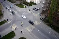 ببینید؛ برخورد خودرو با عابران از جمله دو کودک در روسیه
