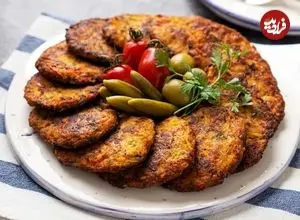 کوکوی مرغ و پیازچه؛ افطاری ساده و مقوی