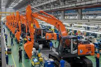 ببینید| چگونه بیل مکانیکی های قدرتمند و پیشرفته در ژاپن تولید می شوند؟