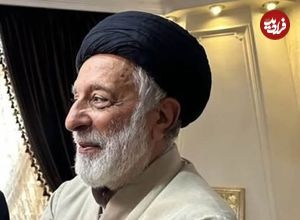 عکس؛ سفر به تاریخ؛ «مسعود پزشکیان» در منزل «سید هادی خامنه‌ای، برادر رهبر انقلاب»؛ سال 1403
