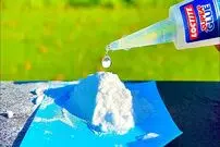 (ویدئو) اگر روی چسب قطره ای جوش شیرین بریزید چه اتفاقی رخ می دهد؟