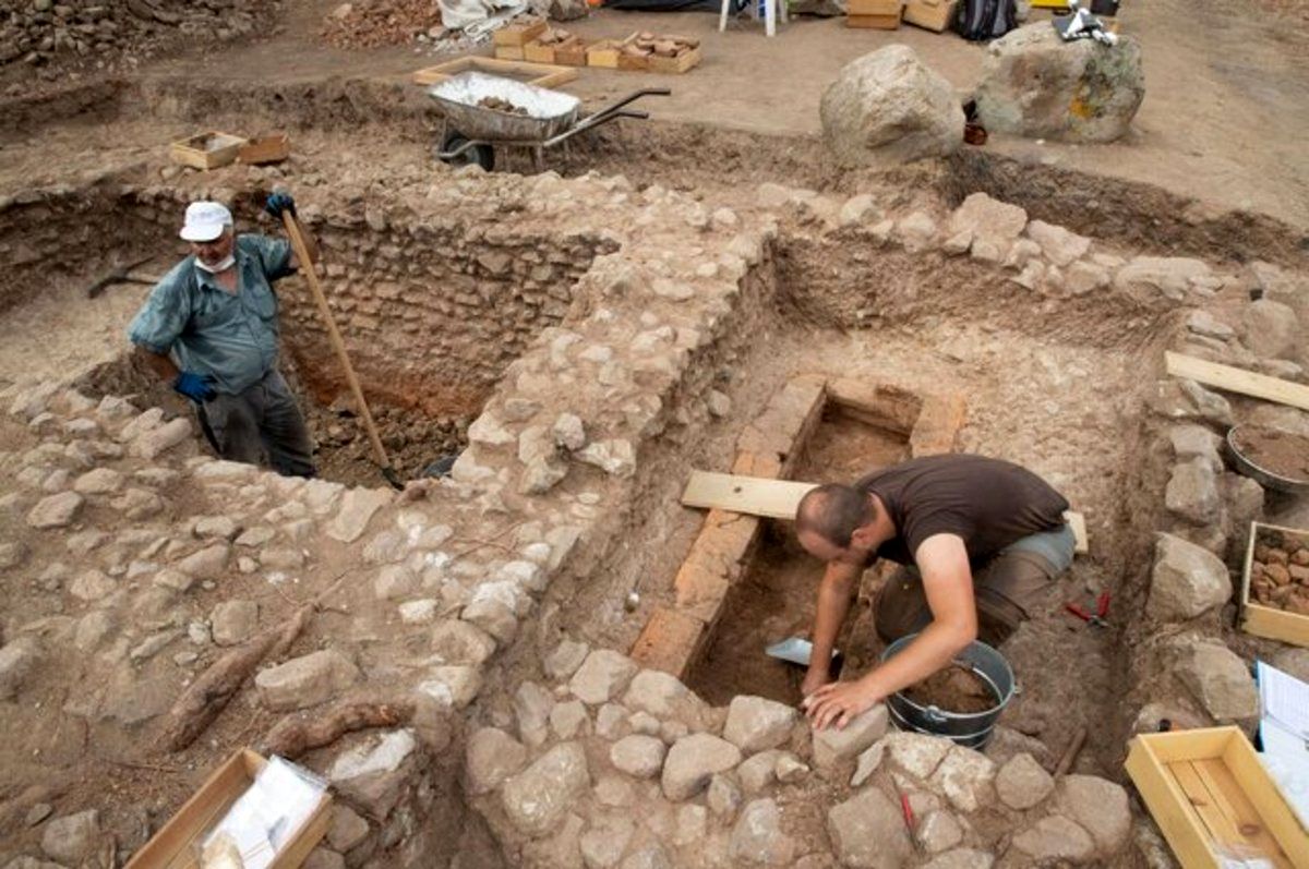 (عکس) کشف مقبره یک پیشگو در ترکیه