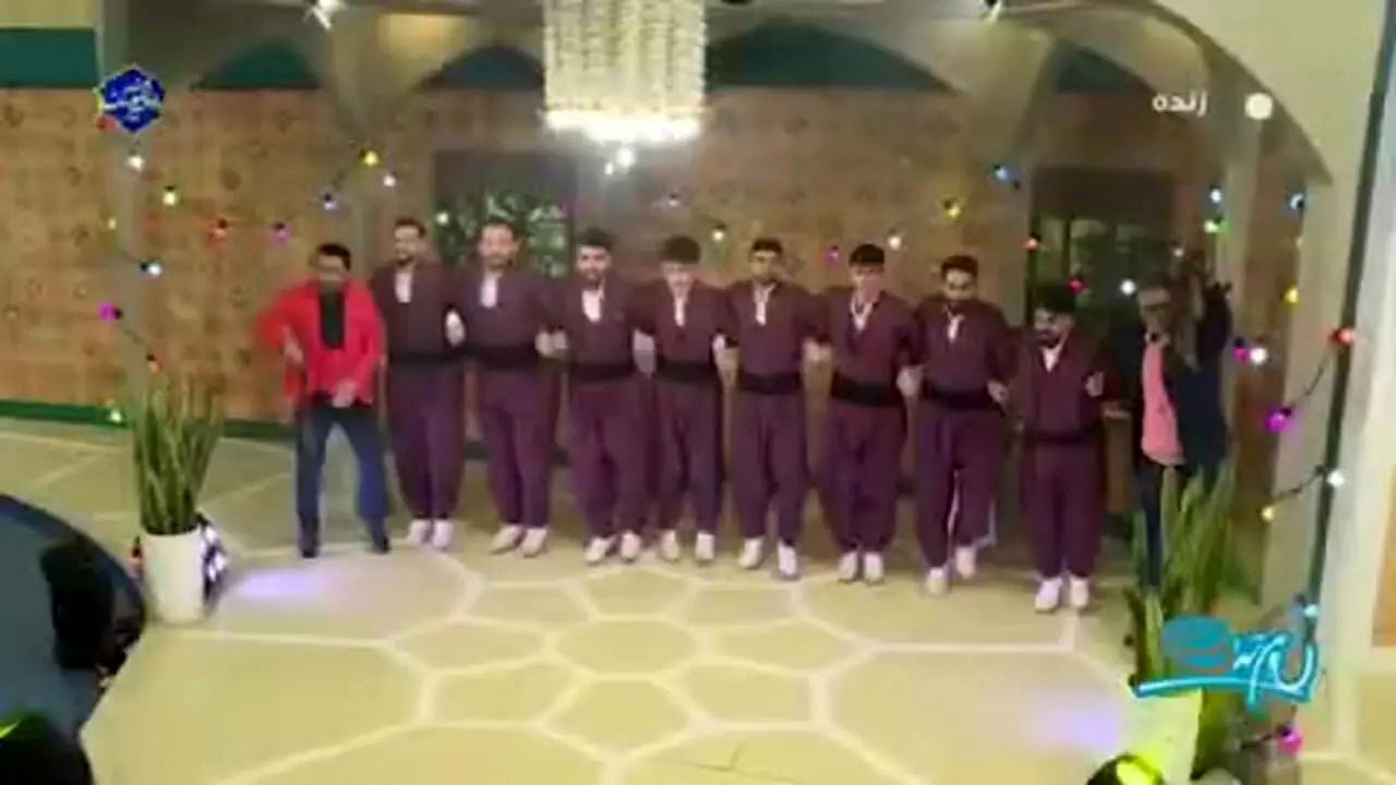 (ویدئو) رقص کُردی مجریان صداوسیما روی آنتن زنده