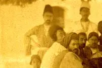عکس| سفر زمان؛ یک قهوه‌خانه در کنار یکی از خیابان‌های اصفهان؛ 135 سال قبل