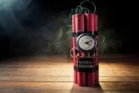 خنثی سازی یک بمبِ الکترونیکی نیم پوندی در غرب تهران