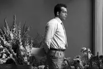 عکس| سفر در زمان؛ «غلامرضا تختی» در هنگام بازگشت از یک مسابقه خارجی