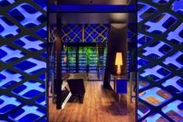 تصاویر؛ میز و صندلی های جالب و متفاوت یک رستوران ژاپنی 