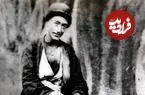 عکس| سفر زمان؛ آرایشگر دوران قاجار در حال تراشیدن موی مشتری