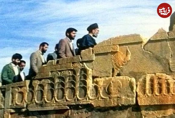 عکس؛ سفر به تاریخ؛ «رهبر انقلاب» در بازدید از «تخت جمشید»؛ سال 1367