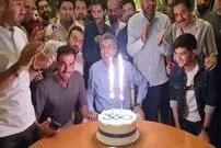 ( ویدیو) سوپرایز ویژه برای عادل فردوسی‌پور در روز تولدش