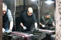 ( ویدئو) فرآیند تولید «شمشیرهای باستانی» در چین از نمای نزدیک
