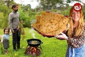 ببینید| غذای روستایی در مراکش؛ تهیه چای نعناع و پخت نان محلی در طبیعت