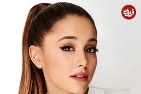 عکس| سفر در زمان؛ «آریانا گرانده 15 ساله» در میدان تایمز نیویورک؛ سال 1387