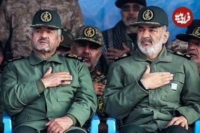 عکس؛ سفر در زمان؛ لحظه اعطای درجه سرلشکری به عزیز جعفری، فرمانده پیشین سپاه؛ سال 86