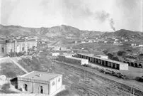 عکس| سفر در زمان؛ تصویری از ساخت اولین دکل حفاری نفت در شهر مسجد سلیمان