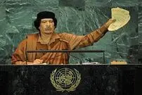 ببینید؛ سفر در زمان؛ وقتی قذافی منشور ملل متحد پاره و به سمت دبیر کل پرت کرد!