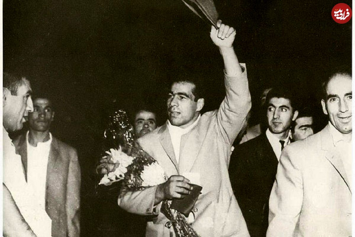 عکس؛ سفر در زمان؛ گزارش لحظه به لحظه کشتی تختی با رقیب قدرتمند روسی در ۶۶ سال پیش