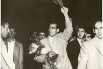 عکس؛ سفر در زمان؛ گزارش لحظه به لحظه کشتی تختی با رقیب قدرتمند روسی در ۶۶ سال پیش