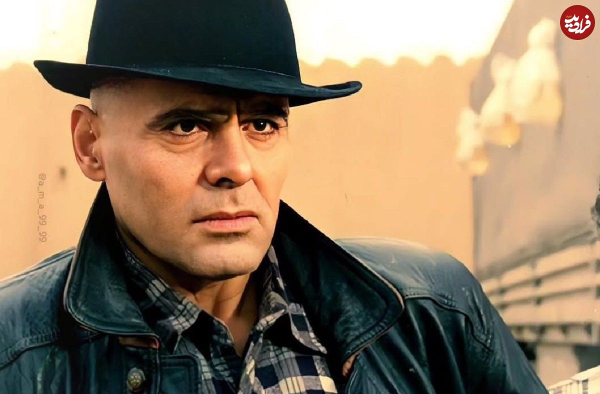 عکس| سفر در زمان؛ «جمشید هاشم پور» در یک مراسم رسمی؛ اوایل دهه 80