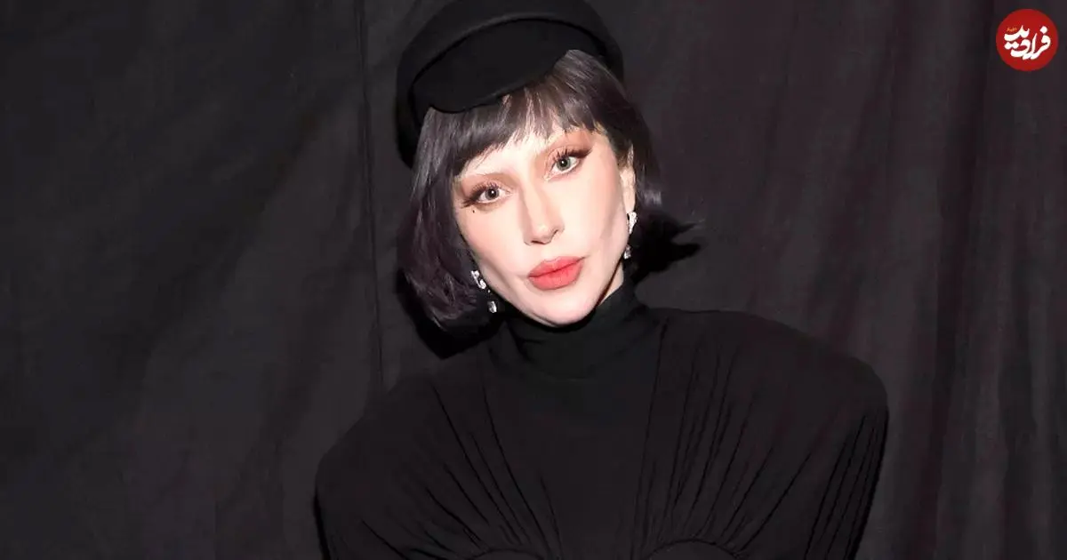 عکس| سفر در زمان؛ «لیدی گاگا» در 24 سالگی و در یک مرایم در کالیفرنیا؛ سال 1387