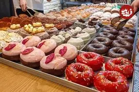 ببینید| غذای خیابانی در کره؛ پخت محبوب ترین دونات ها در سئول