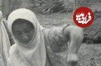 عکس| سفر زمان؛ زنان مازندرانی در حال پختن نان؛ 75 سال قبل