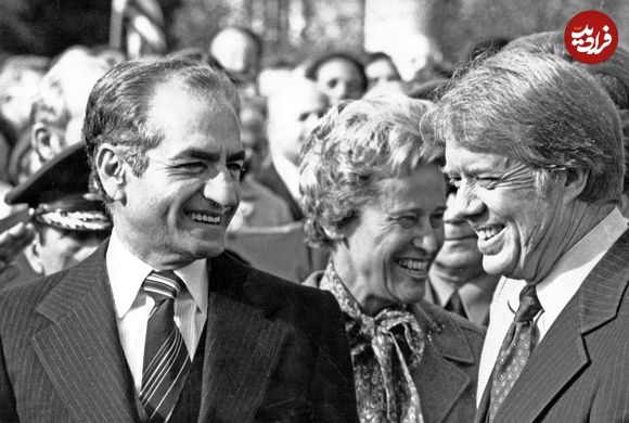 عکس؛ سفر در زمان؛ دیدار «ثریا و محمدرضا پهلوی با دکتر مصدق»؛ سال 1331