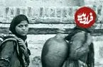 عکس| سفر به ایران قدیم؛ ژست جالب دختران ارمنی با کوزه‌های روی دوش؛ 140 سال قبل